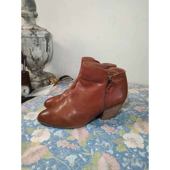 Frye Women's Ankle Boots Size 8.5M Cognac "Judith" Soft Leather Double Zip EUC - Picture 7 of 15
